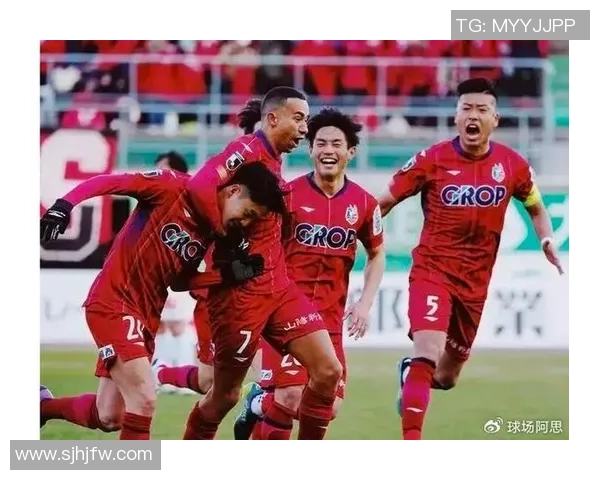 冈山绿雉与横滨队激战正酣比分悬念引人关注